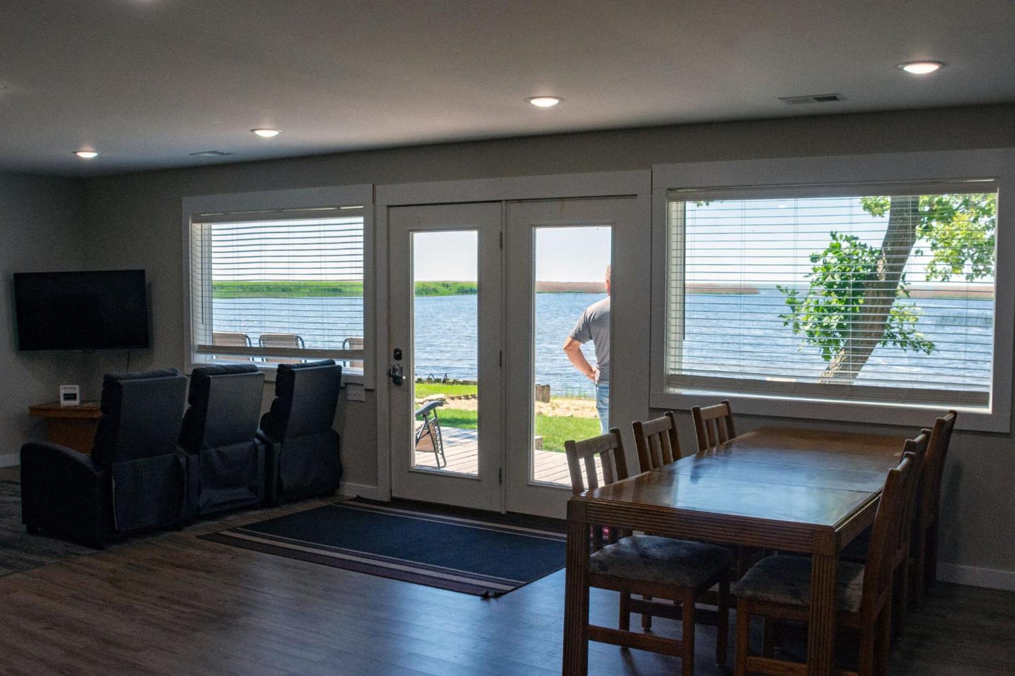 Cozy Home Lake Huron II Au Gres Quarto foto